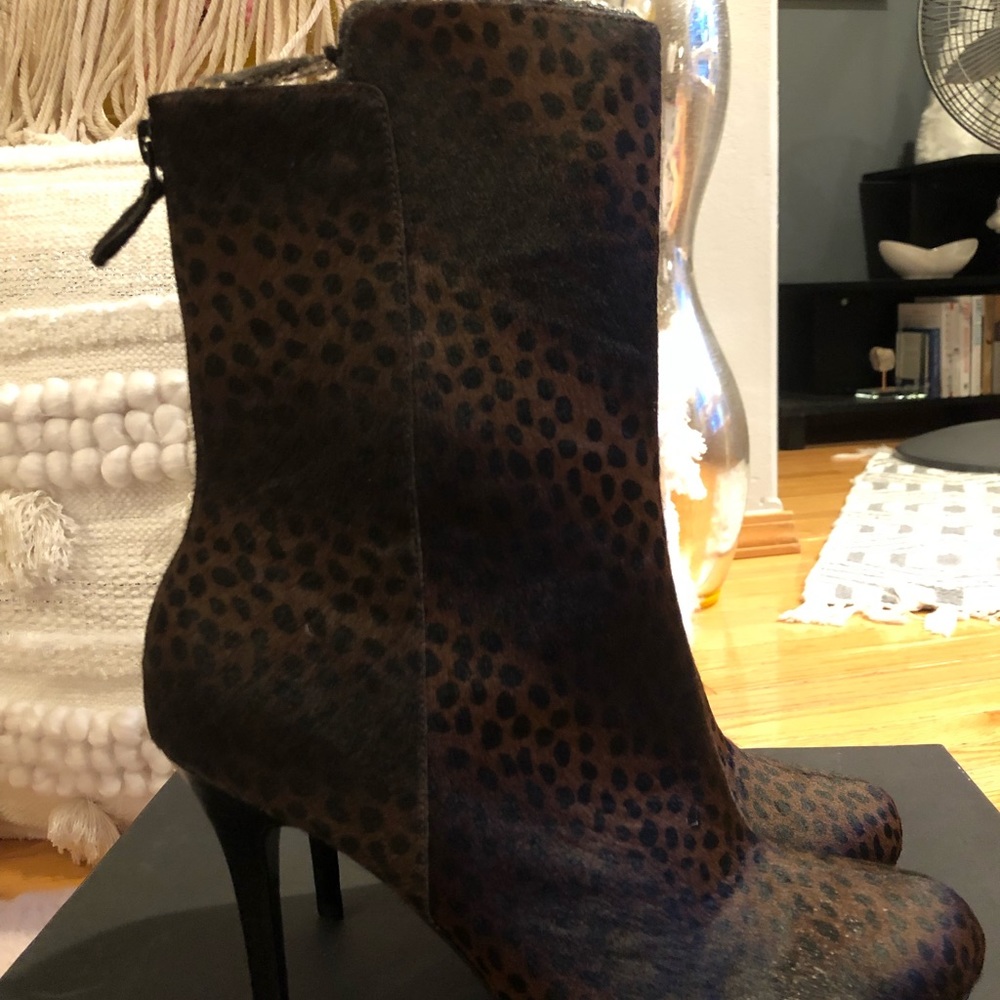 New With Box Pelle Moda Vinda in Raw Umber